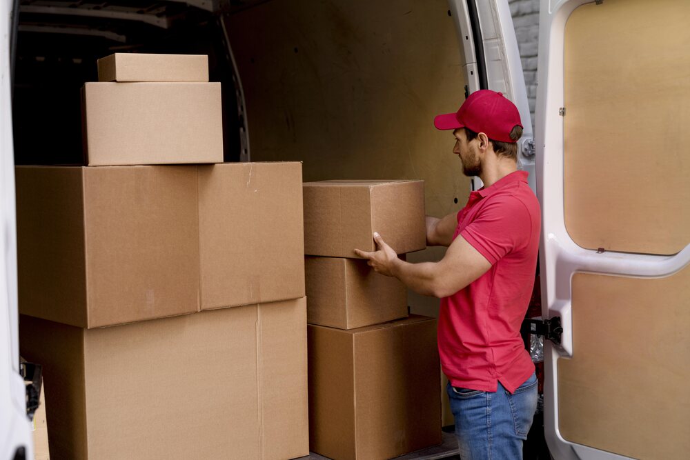 moving companies helping in relocation